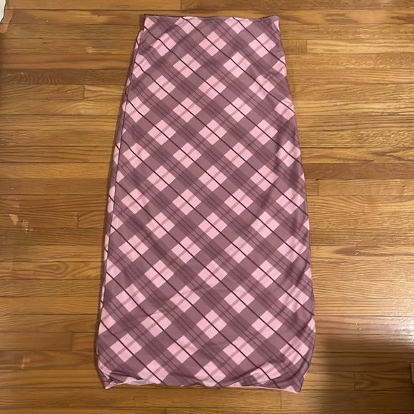Pink and Brown Plaid Midi Skirt - Picture 4 of 4